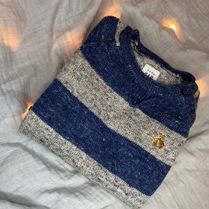 Baby Gap Striped Sweater Romper – Brannan Bear 🐻💙
Size: 6–12 Months